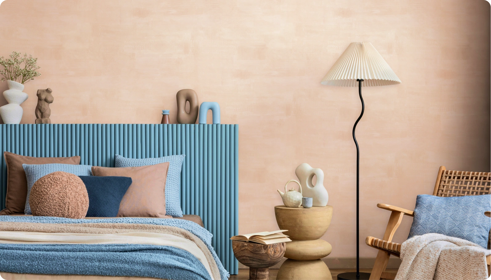 Minimalist blush wallpaper